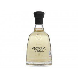 Tequila Antigua Cruz Reposado 750 ml
